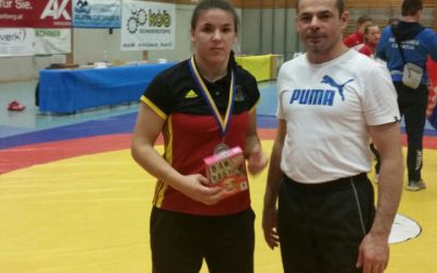 Starker Auftritt von Sabrina Fischer beim internationalen Ringerturnier in Wolfurt am Flatz